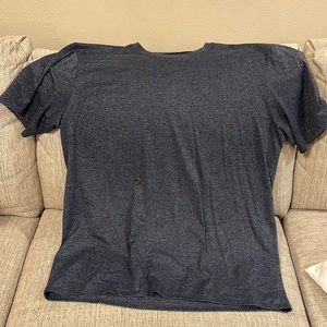 Men’s BCG Tess shirt size L.